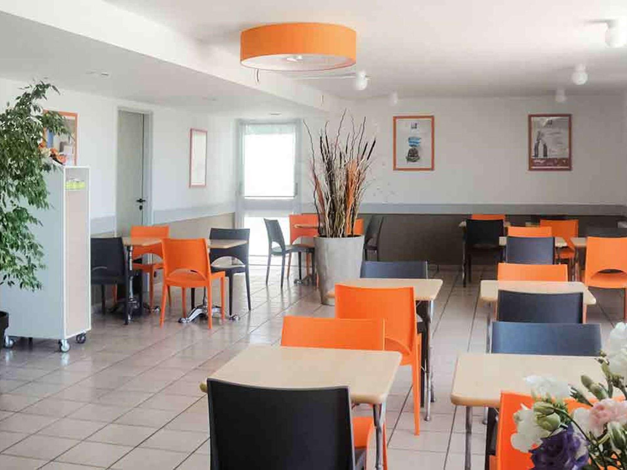 Ibis Budget Chatellerault Nord Exteriör bild