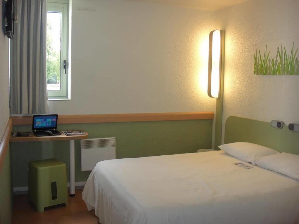 Ibis Budget Chatellerault Nord Exteriör bild
