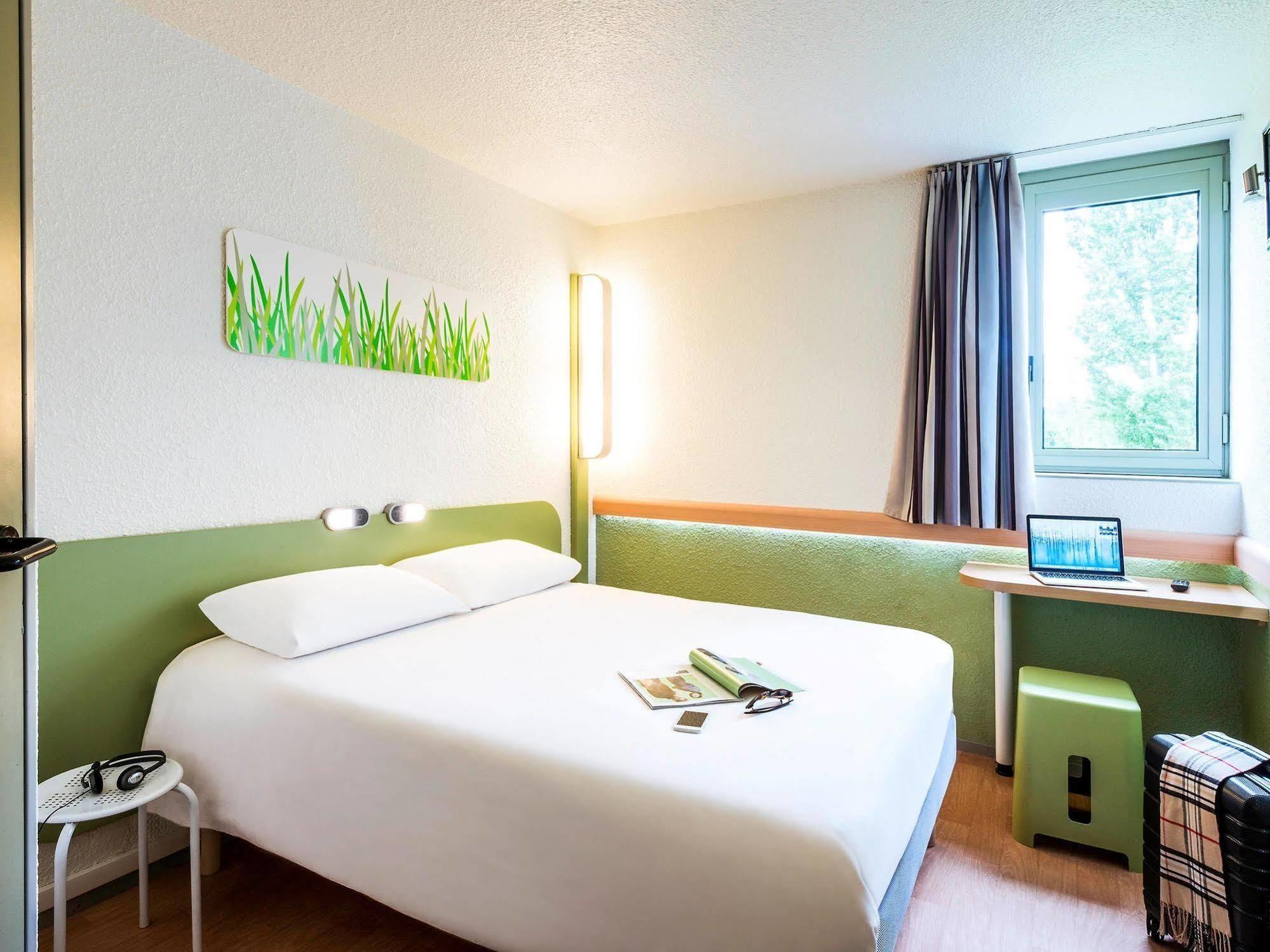 Ibis Budget Chatellerault Nord Exteriör bild